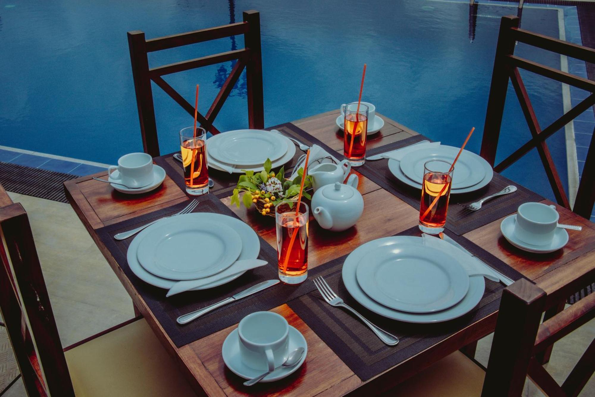 Aqua Hotel ยาลา ภายนอก รูปภาพ